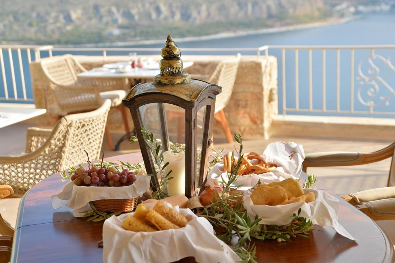 Akrolithi Boutique Hotel & Suites Oítilon Buitenkant foto